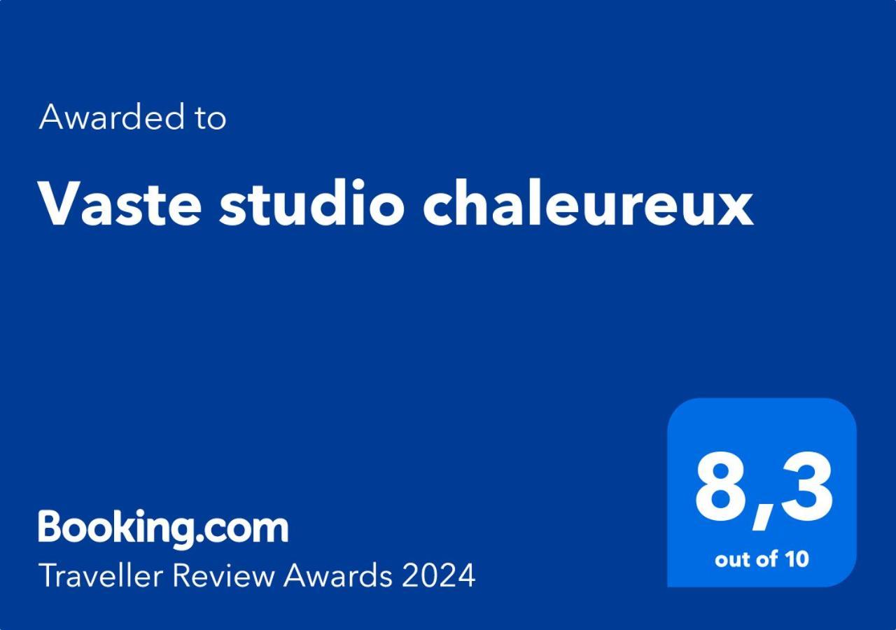 Vaste Studio Chaleureux Chaffois Exterior photo